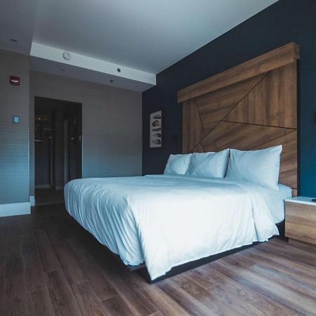 Quality Hotel & Conference Centre Эдмундстон Экстерьер фото