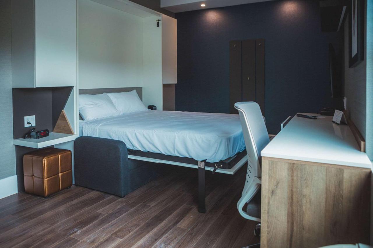 Quality Hotel & Conference Centre Эдмундстон Экстерьер фото
